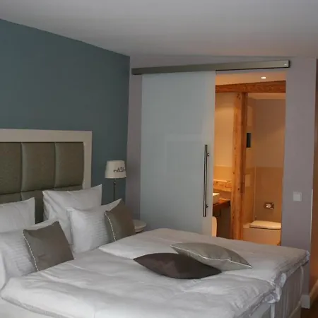 Engel 3*